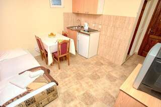 Апартаменты Apartments Mazarak Будва Апартаменты с 1 спальней-12